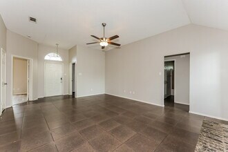 706 Valleycreek Rd in Mesquite, TX - Building Photo - Building Photo