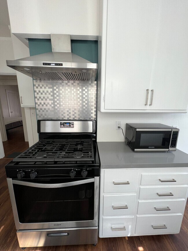 1694 Oxford St, Unit C in Berkeley, CA - Building Photo - Building Photo
