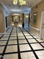 311 W Ashley St, Unit 1703 in Jacksonville, FL - Building Photo