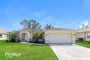 4436 Midland St in North Port, FL - Building Photo