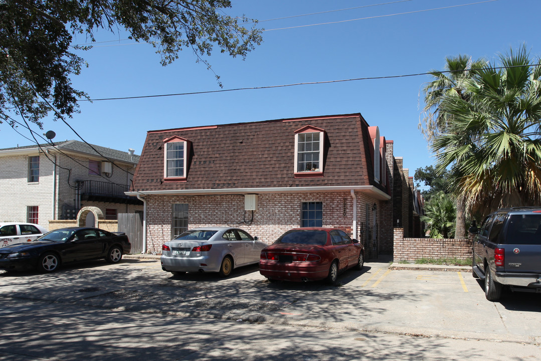 Building D in Arabi, LA - Foto de edificio