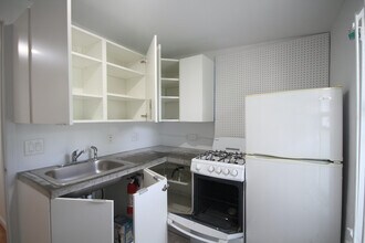 5131 W Girard Ave, Unit B in Philadelphia, PA - Building Photo - Building Photo