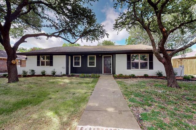 property at 2123 Redondo Dr