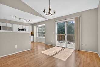 14 Braxton Dr in Sterling, VA - Building Photo - Building Photo