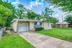 4440 Castor St in Houston, TX - Building Photo