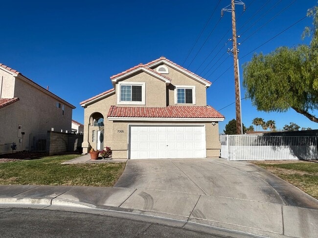 7300 Casa Solar Ct