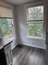 941 E Broadway in Stratford, CT - Building Photo - Building Photo