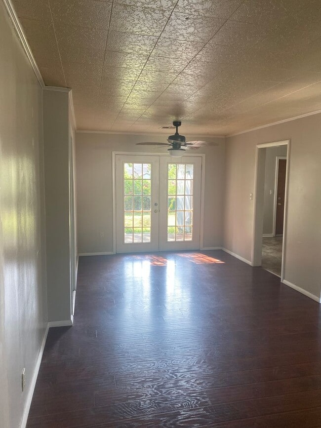 property at 2225 S Osage Ave