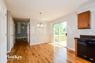 11 Rustic Creek Ct in St. Peters, MO - Building Photo - Building Photo