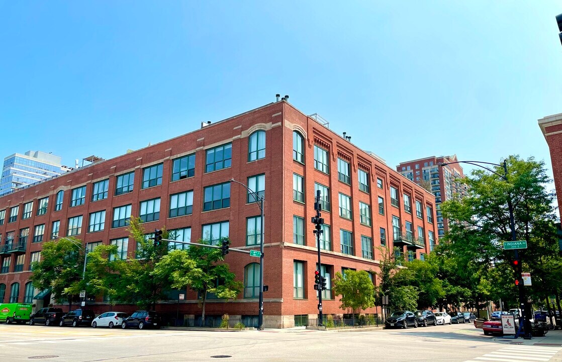 1727 S Indiana Ave in Chicago, IL - Building Photo