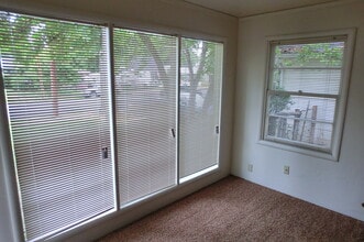 748 NW 3rd St in Grants Pass, OR - Building Photo - Building Photo