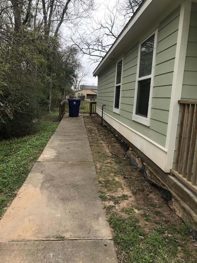 6002 Anderson St in Texas City, TX - Building Photo - Building Photo