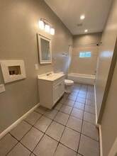352 E Hinman Ave in Columbus, OH - Building Photo - Building Photo