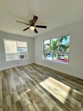 1036 SW 5th St in Miami, FL - Building Photo - Building Photo