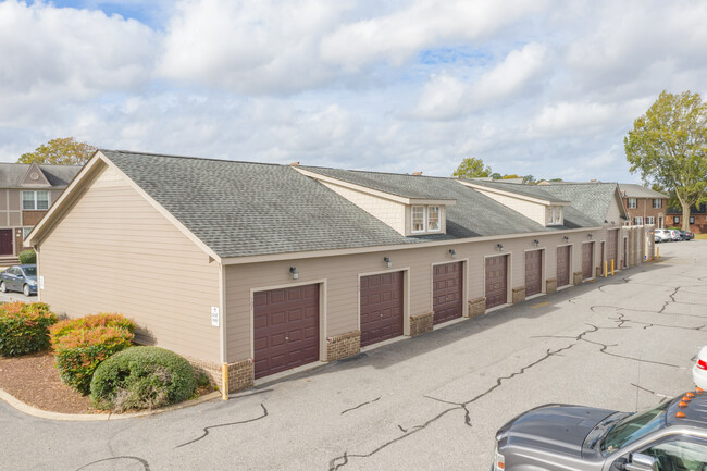 Maple Bay Townhomes