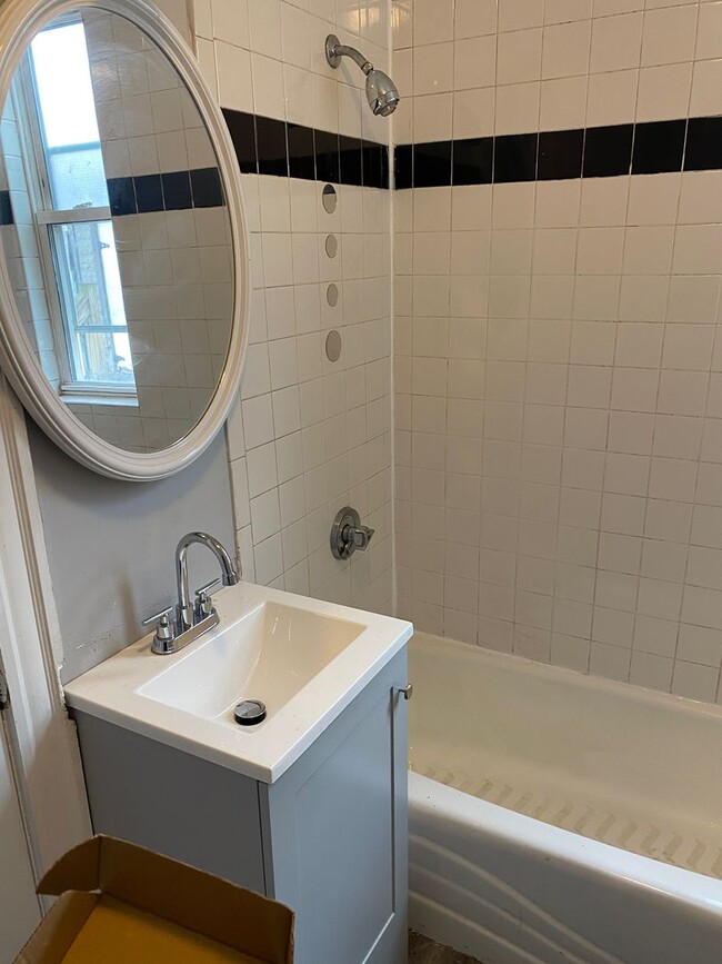 property at 322 Gallivan Blvd