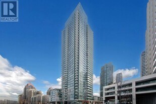 4099 Brickstone Mews in Mississauga, ON - Building Photo