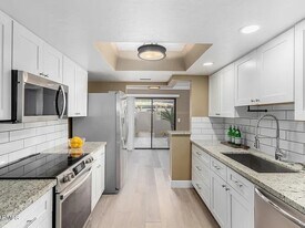 6159 E Indian School Rd in Scottsdale, AZ - Building Photo