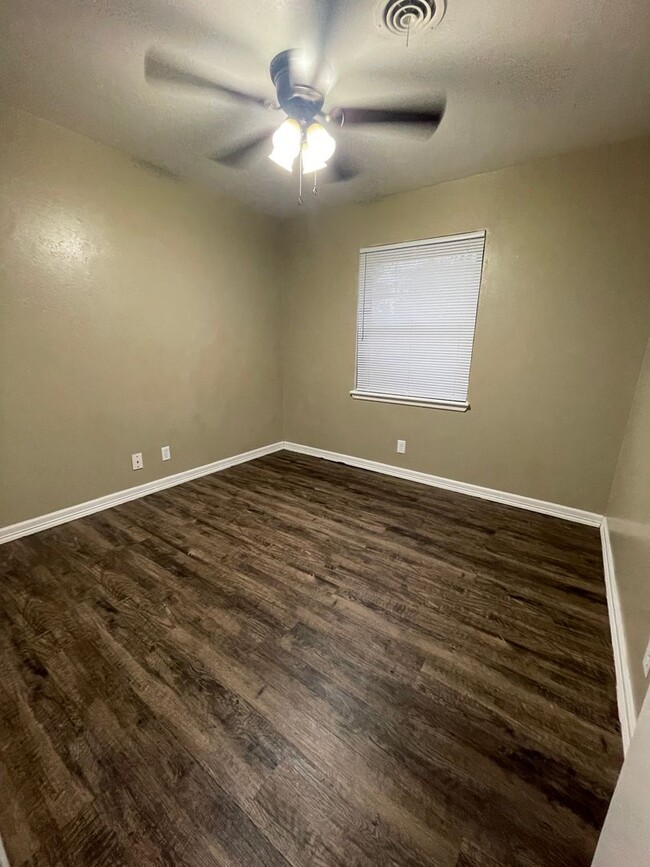 property at 5316 45th St
