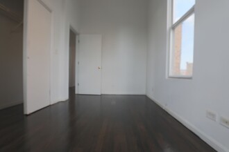 3328 N Clark St in Chicago, IL - Building Photo - Building Photo
