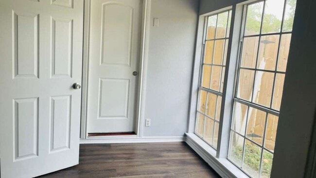 7301 Brockley Ln in Houston, TX - Building Photo - Building Photo