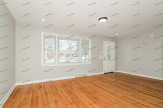 1118 Dunford Dr in St. Louis, MO - Building Photo - Building Photo