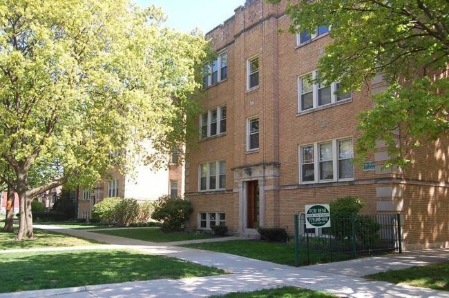 1727 W Thorndale Ave in Chicago, IL - Building Photo - Building Photo