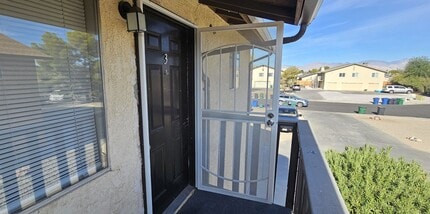 800 Capehart Ct in Ridgecrest, CA - Building Photo - Building Photo