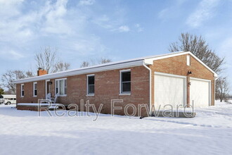 7974 Braun Rd in Groveport, OH - Building Photo - Building Photo