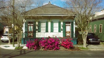447 Elmira Ave in New Orleans, LA - Building Photo
