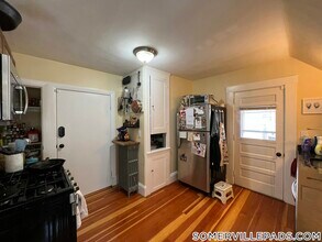 21 Chandler St, Unit 3 in Somerville, MA - Building Photo - Building Photo
