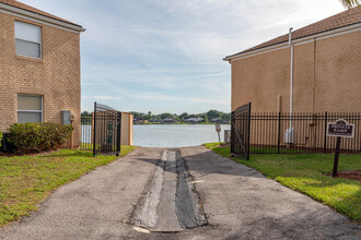 The Park at Verona New in Lakeland, FL - Building Photo - Building Photo