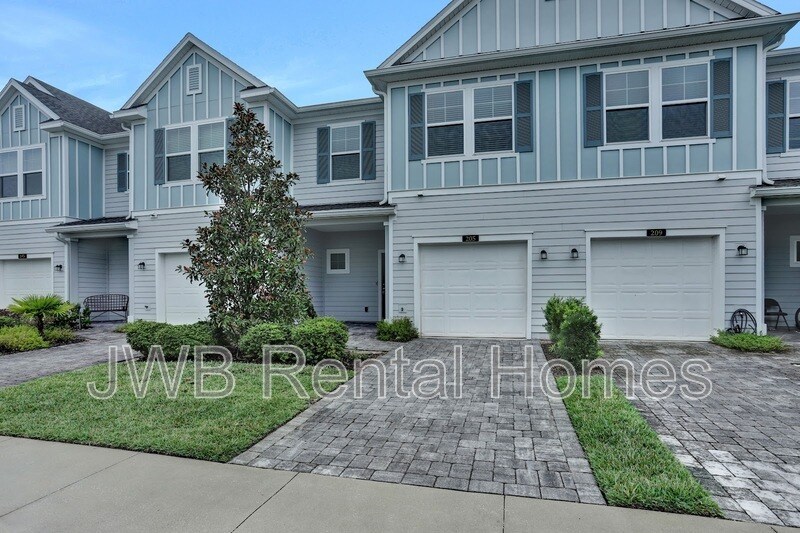 205 Boracay Cir in Saint Johns, FL - Building Photo