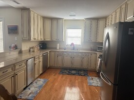 109 W Tateway Rd in Kitty Hawk, NC - Building Photo