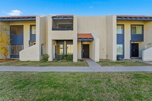 5446 W El Caminito Dr in Glendale, AZ - Building Photo