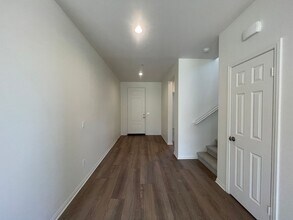 13707 Eva Ct in Victorville, CA - Building Photo - Building Photo