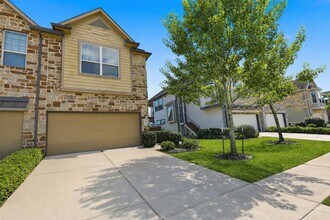 28027 Rocky Heights Dr in Spring, TX - Building Photo - Building Photo