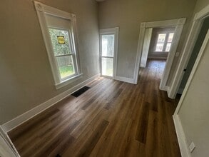 1413 Ridenbaugh St in St. Joseph, MO - Building Photo - Building Photo