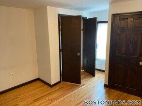 8 Shepard St in Boston, MA - Building Photo - Building Photo