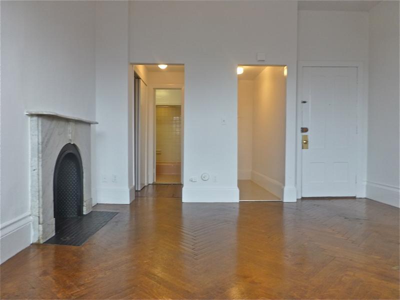180 Adams St, Unit #403 in Newton, MA - Foto de edificio