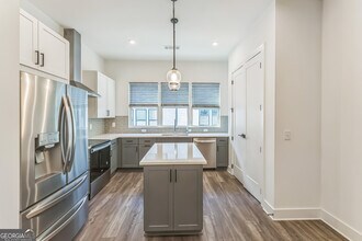 722 Eloise Wy in Atlanta, GA - Building Photo - Building Photo