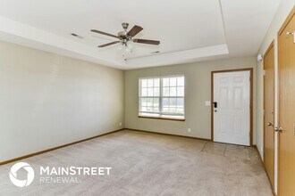 219 Palmer Ct in Pleasant Hill, MO - Building Photo - Building Photo