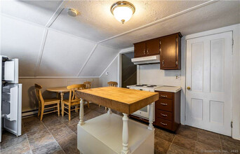 356 Main St in Wallingford, CT - Building Photo - Building Photo