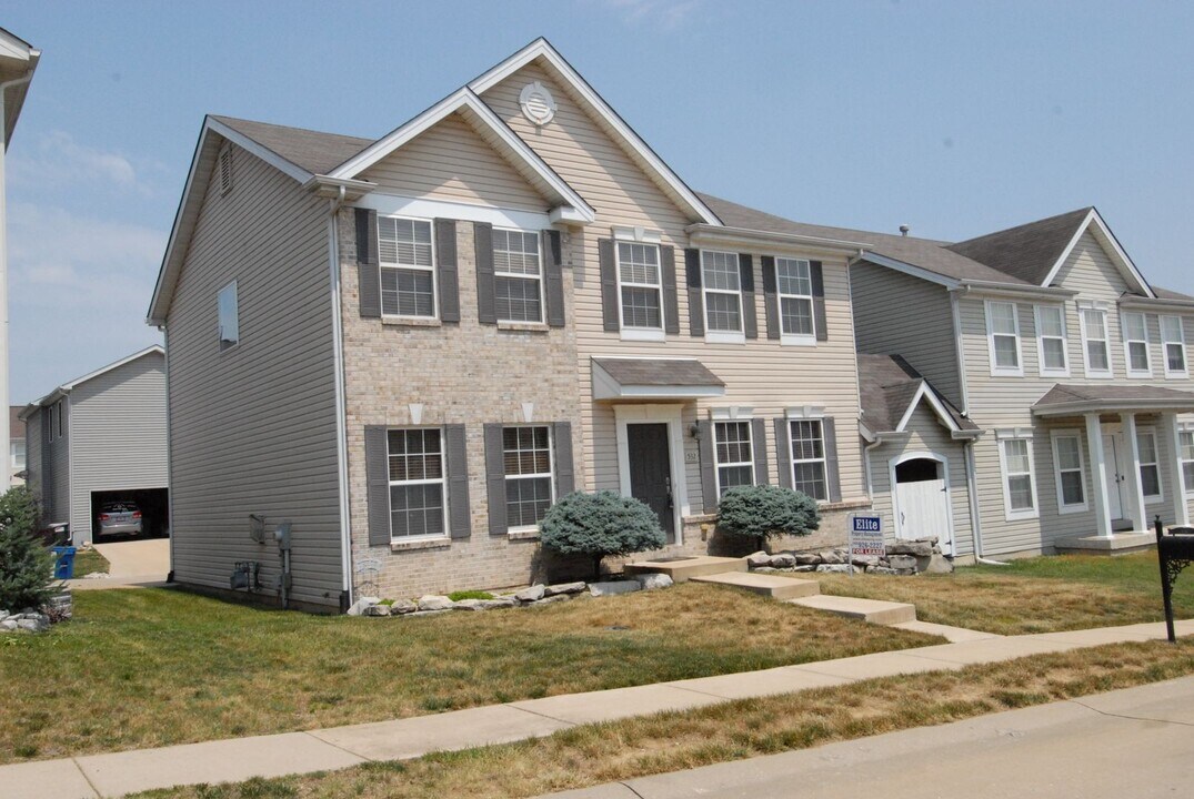 532 Hannah Way in Arnold, MO - Building Photo