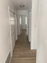 3332 Explorer Dr in Sacramento, CA - Foto de edificio - Building Photo