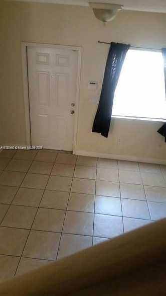 21476 SW 85th Psge in Cutler Bay, FL - Building Photo - Building Photo