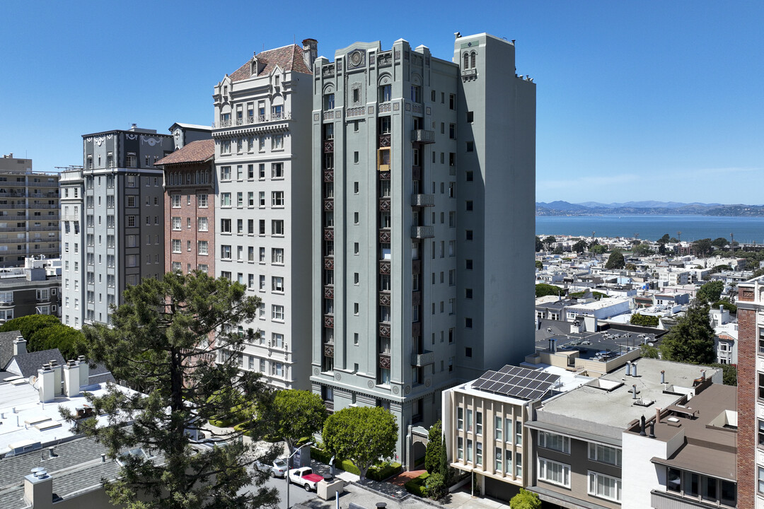 1940 Vallejo St in San Francisco, CA - Building Photo