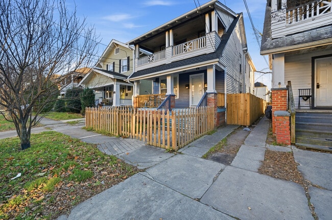 243 W 32nd St in Norfolk, VA - Building Photo - Building Photo