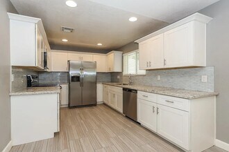 8422 E Hubbell St in Scottsdale, AZ - Building Photo - Building Photo