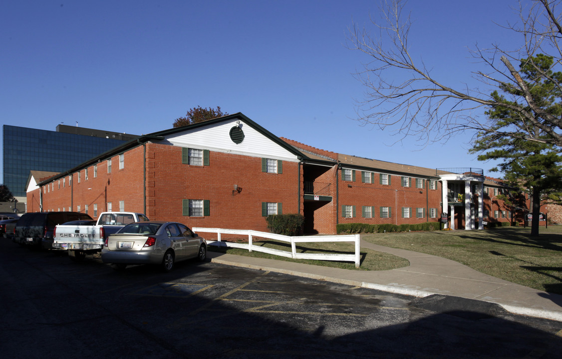 Old South Apartments in Tulsa, OK - Building Photo